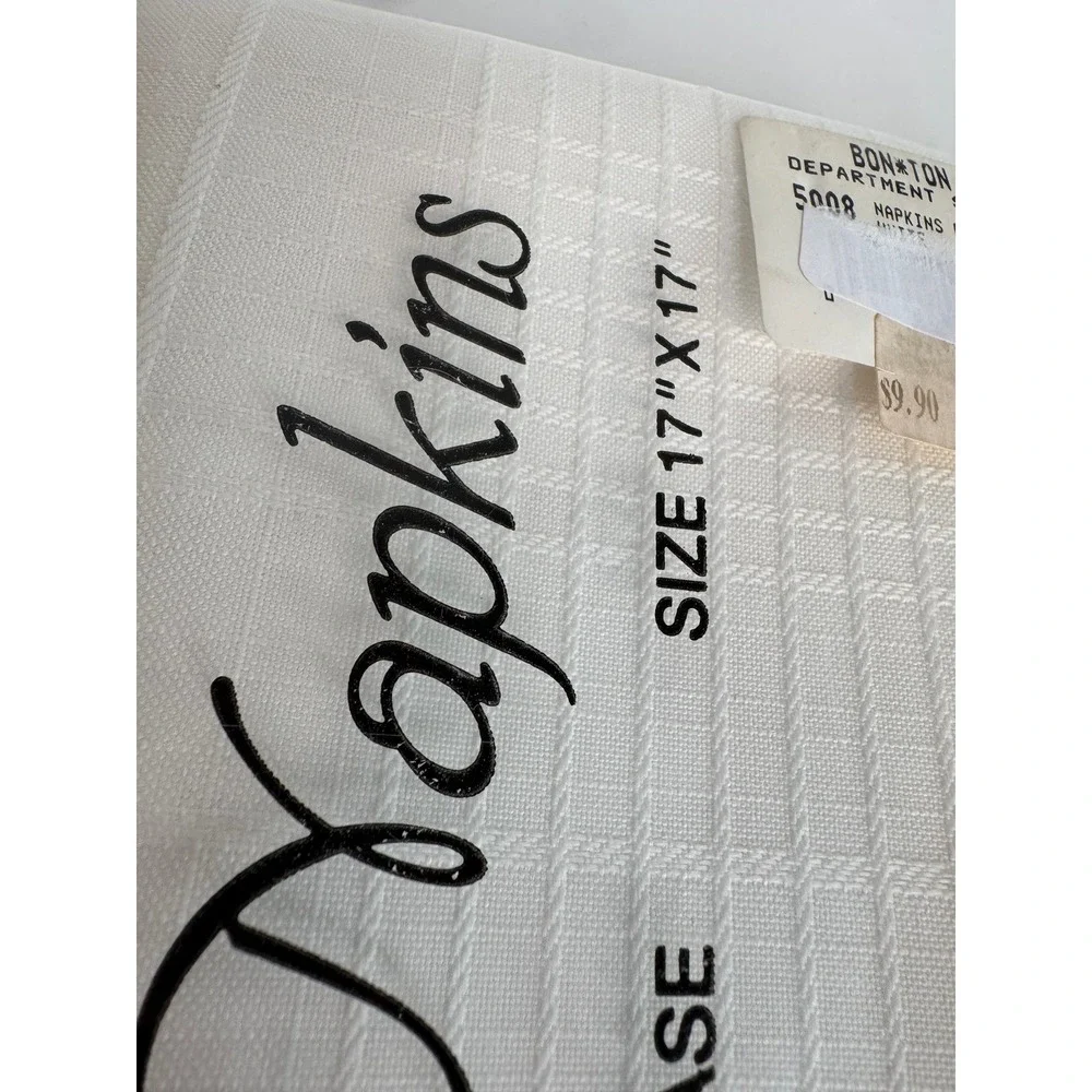 Vintage Style White Dinner Napkins Set of 12‎ New Old Stock 17x17 Table Linens